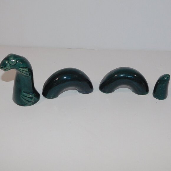 4 pc Vintage Loch Ness Monster Nessie Green Ceramic Pottery Figurine Scotland - Picture 3 of 7